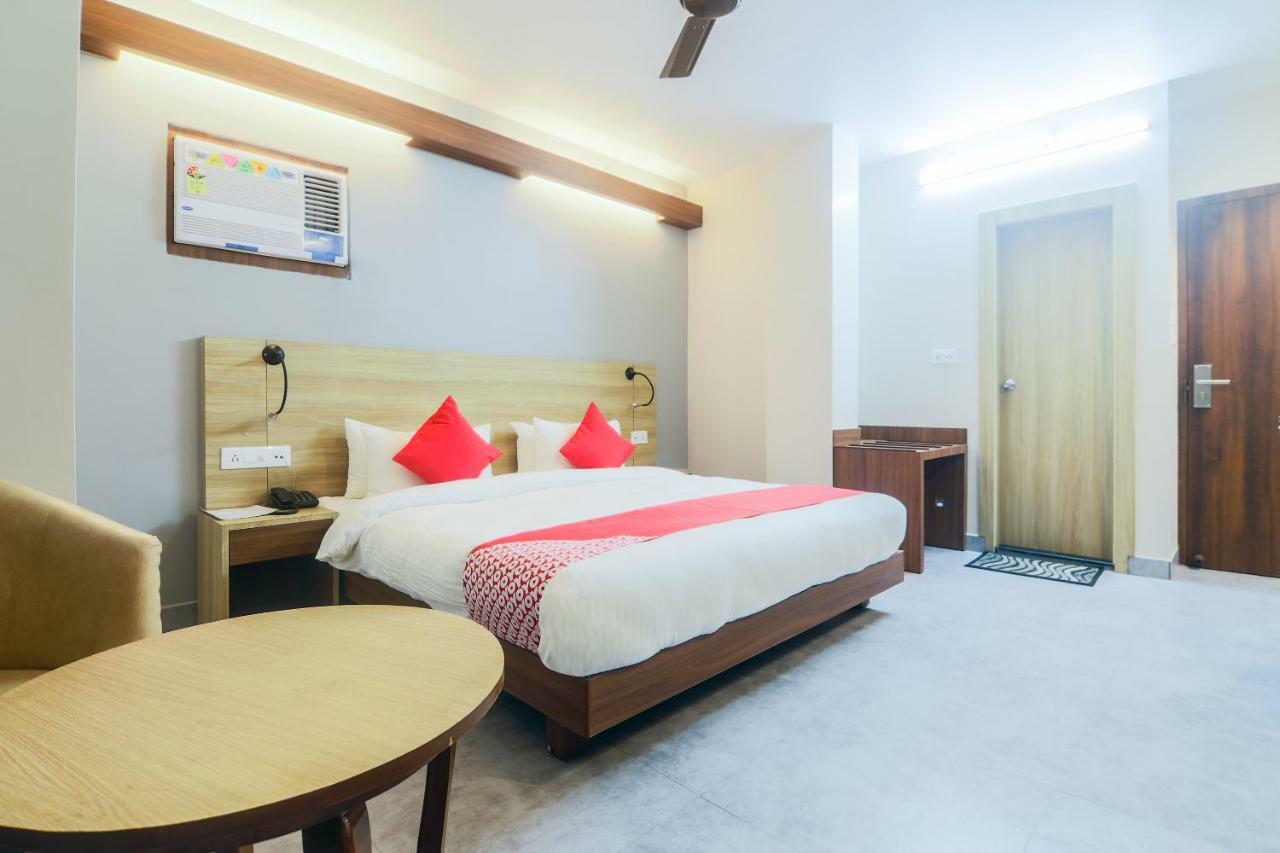 Jorhāt Hotel Gulmohar Grand מראה חיצוני תמונה